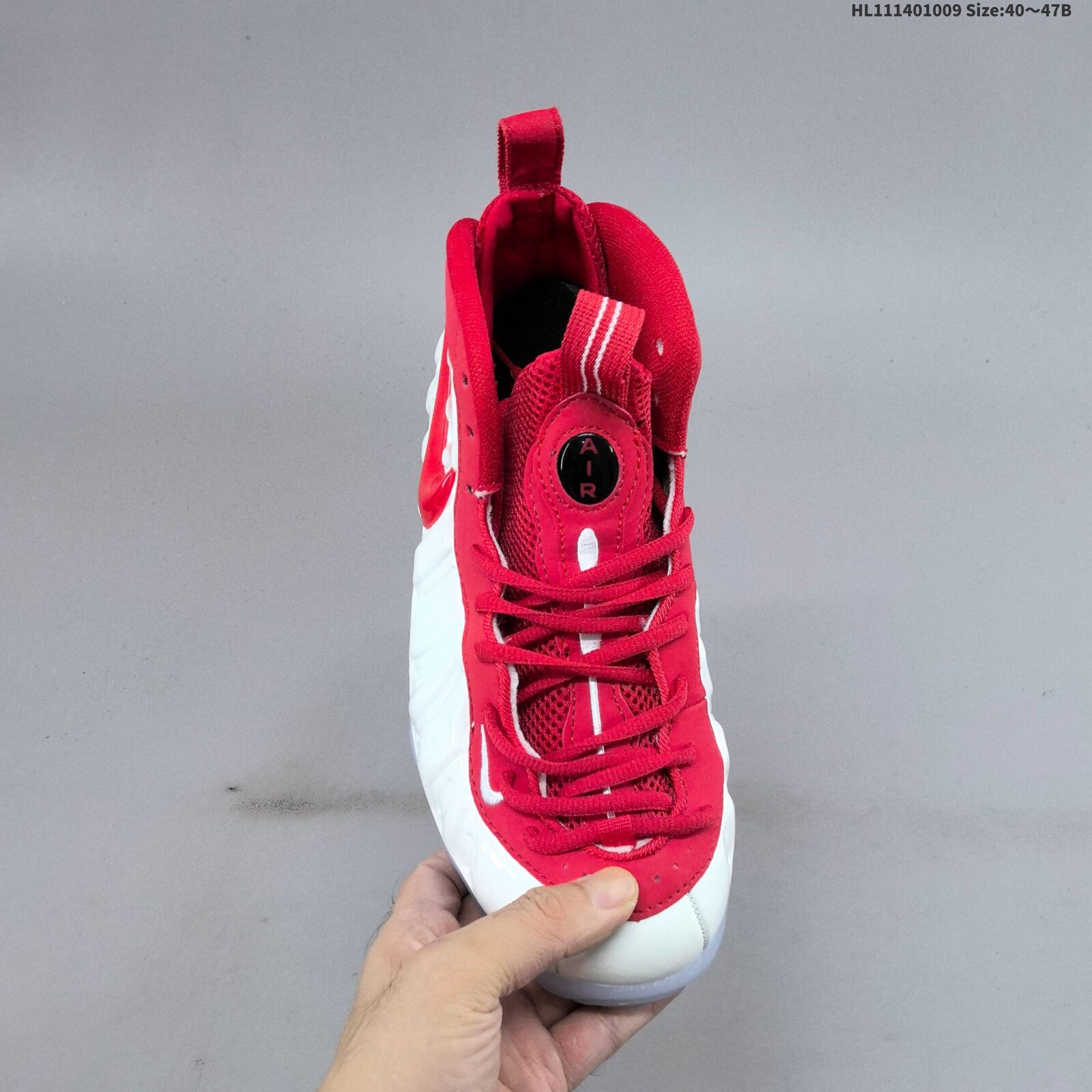 Nike Foamposite Pro, mid-top basketball shoes